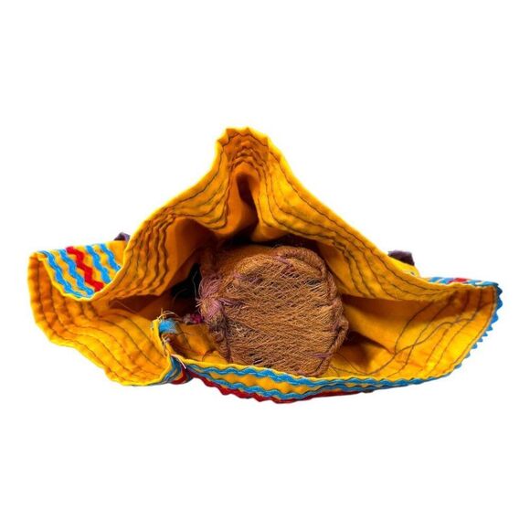 South American Seminole Handcrafted Colorful Fabric Doll Beaded Accents & Dress - Picture 4 of 5